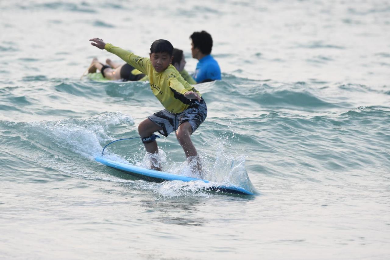 Hotel Baan Andaman Sea Surf Patong Zewnętrze zdjęcie