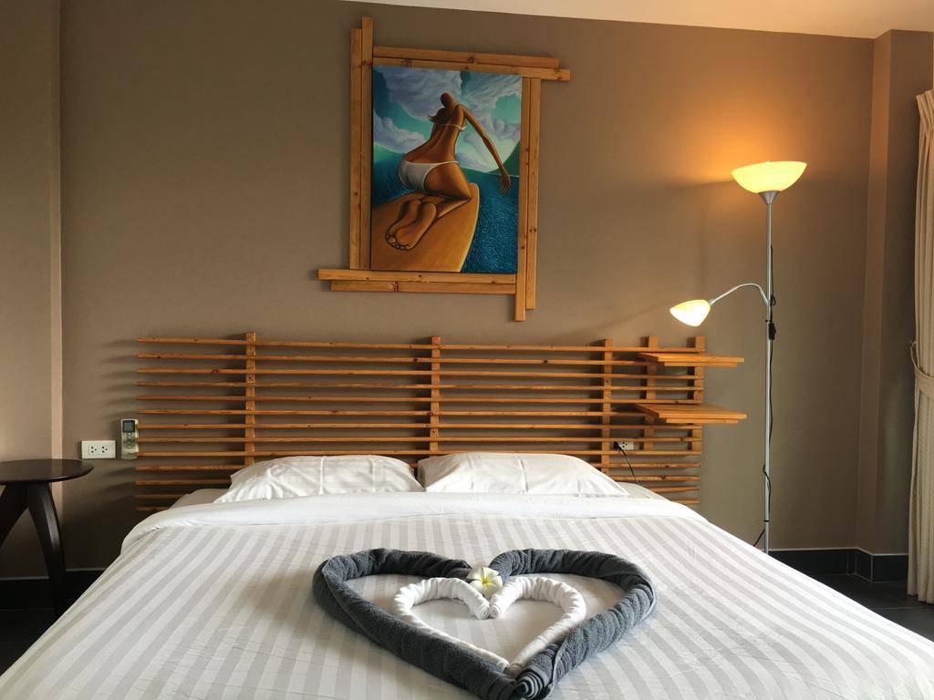 Hotel Baan Andaman Sea Surf Patong Zewnętrze zdjęcie