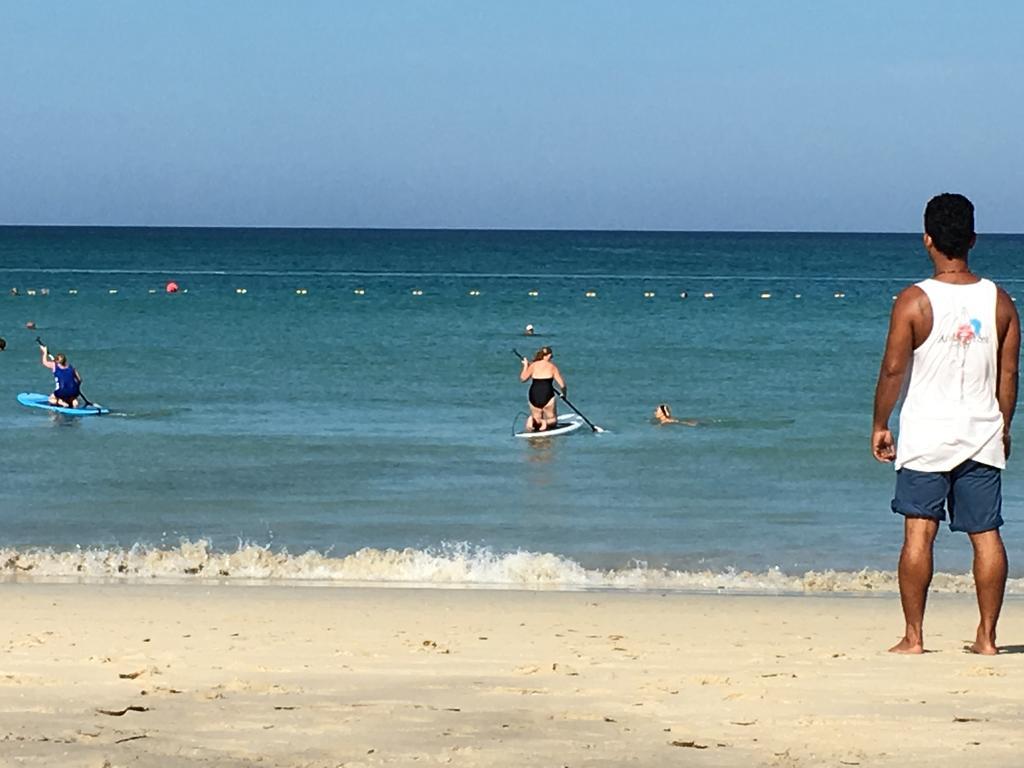 Hotel Baan Andaman Sea Surf Patong Zewnętrze zdjęcie