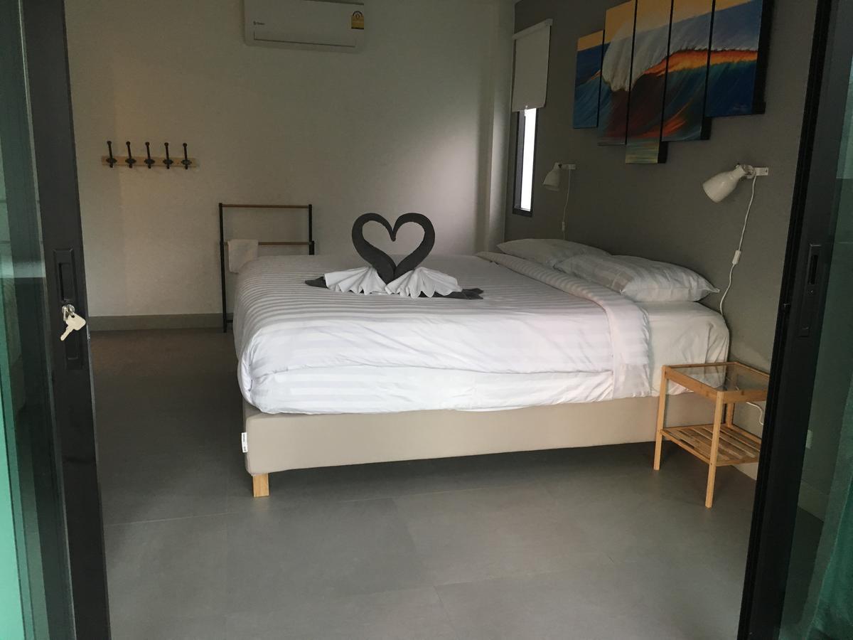 Hotel Baan Andaman Sea Surf Patong Zewnętrze zdjęcie