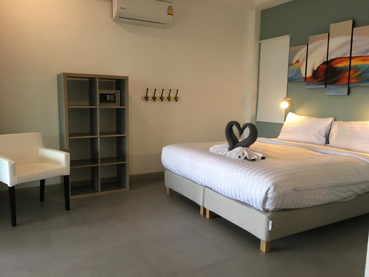 Hotel Baan Andaman Sea Surf Patong Zewnętrze zdjęcie